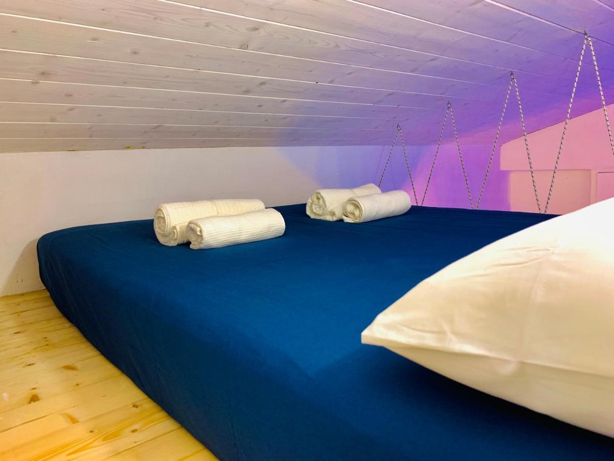 Aria Condizionata, Loft A 13' Dal Duomo Con Ampio Balcone Wifi E Netflix Lägenhet Milano Exteriör bild